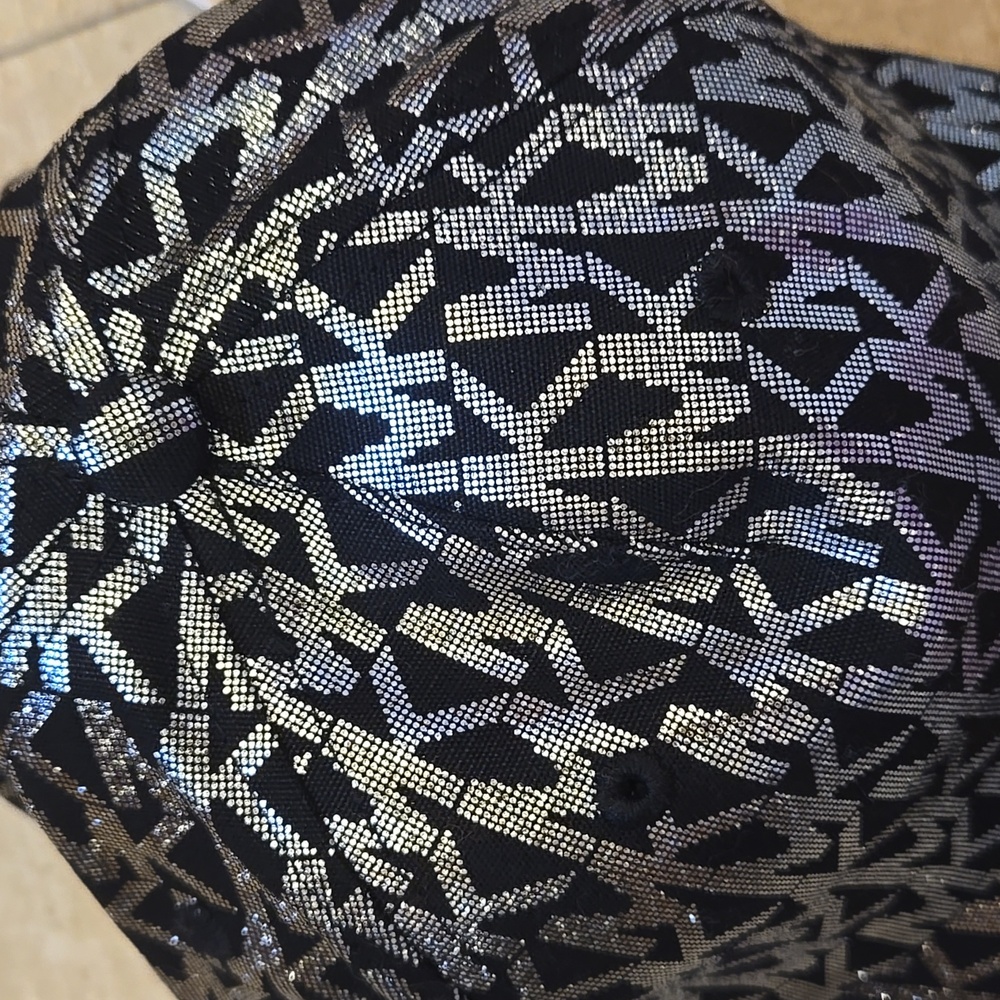 New MICHAEL Michael Kors Black/Silver Metallic Signature Adjustable Hat - Picture 3 of 10